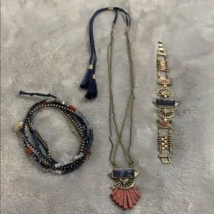 RETIRED Chloe + Isabel set